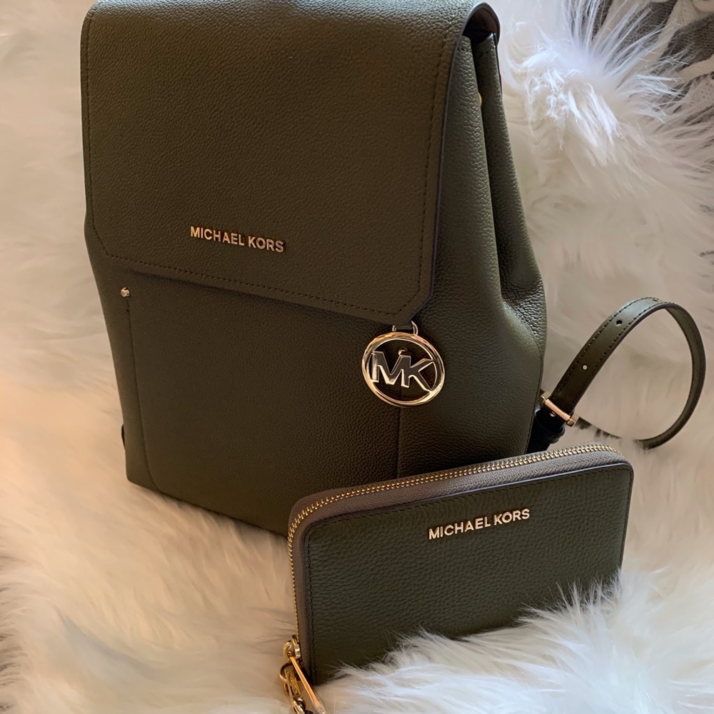 Michael Kors purse/backpack